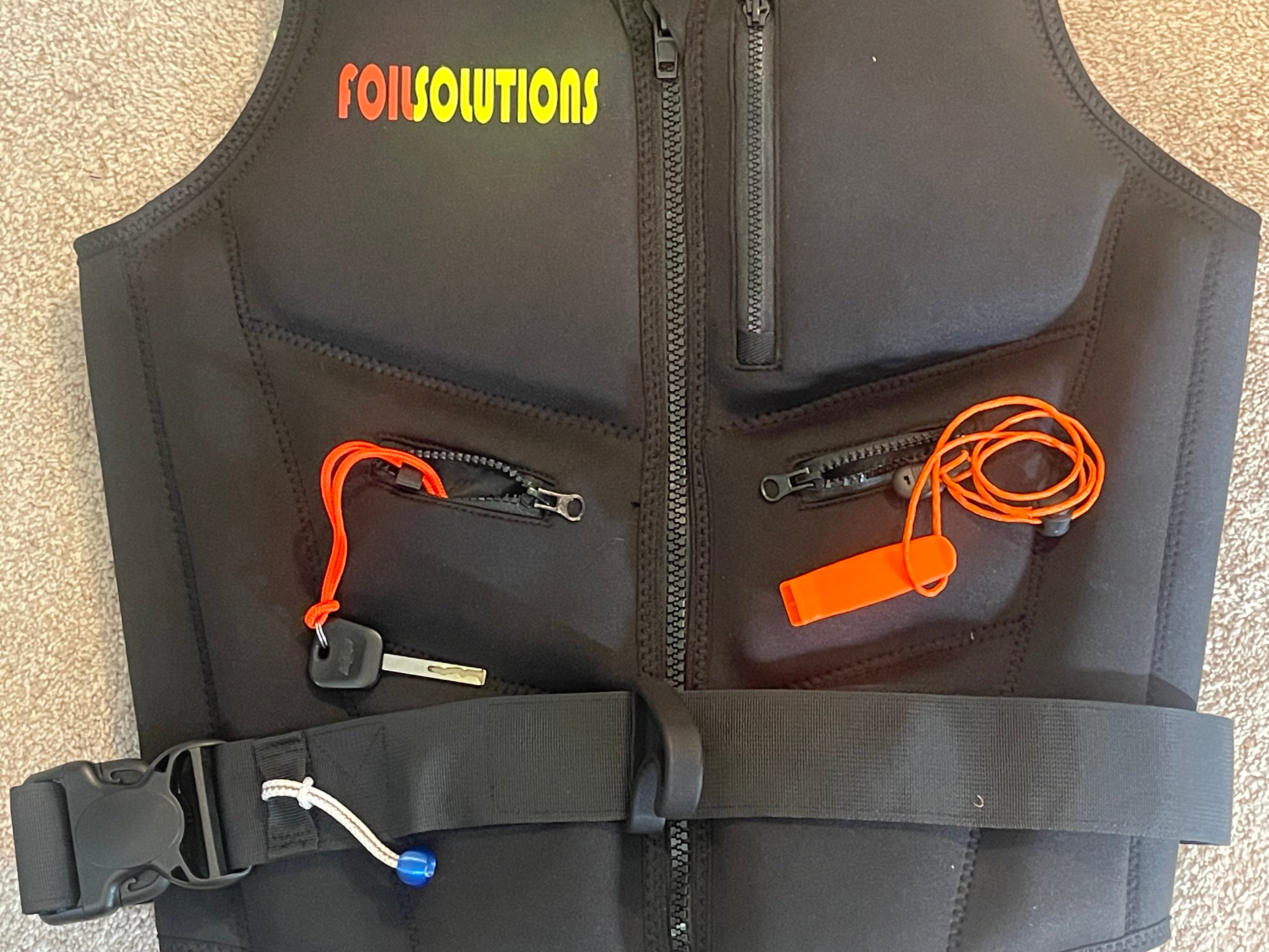 FoilSolutions Retracting Leash & Impact Vest Combo Kit